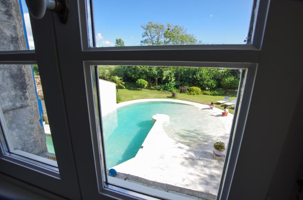 Logis Saint Leonard Bed & Breakfast Dompierre-sur-Mer Екстериор снимка